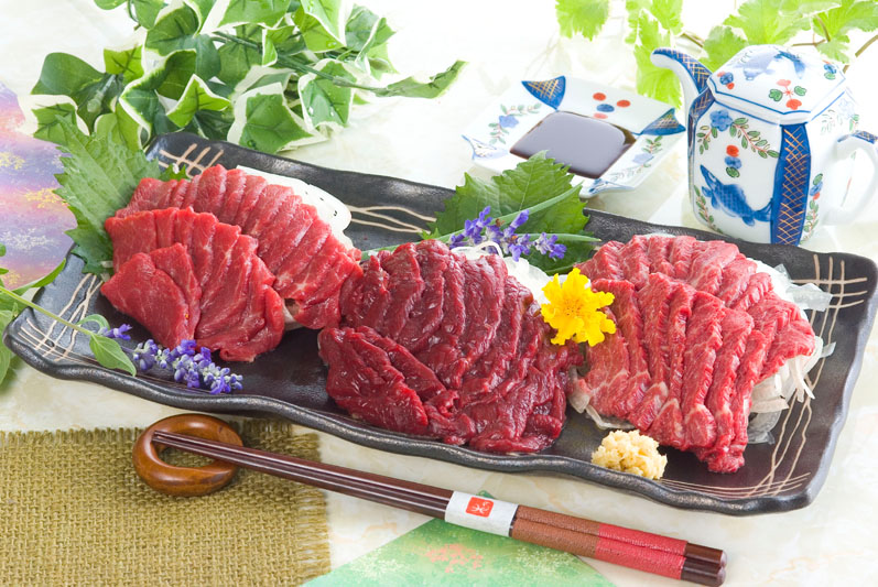 赤身上馬刺ロース300g（送料込）